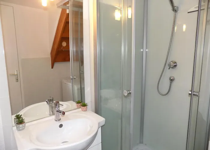 Palais Sur - Adorable En Avec Piscine Collective *