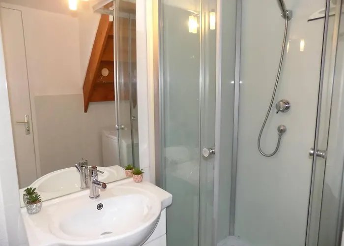 Palais Sur - Adorable En Avec Piscine Collective Apartament *